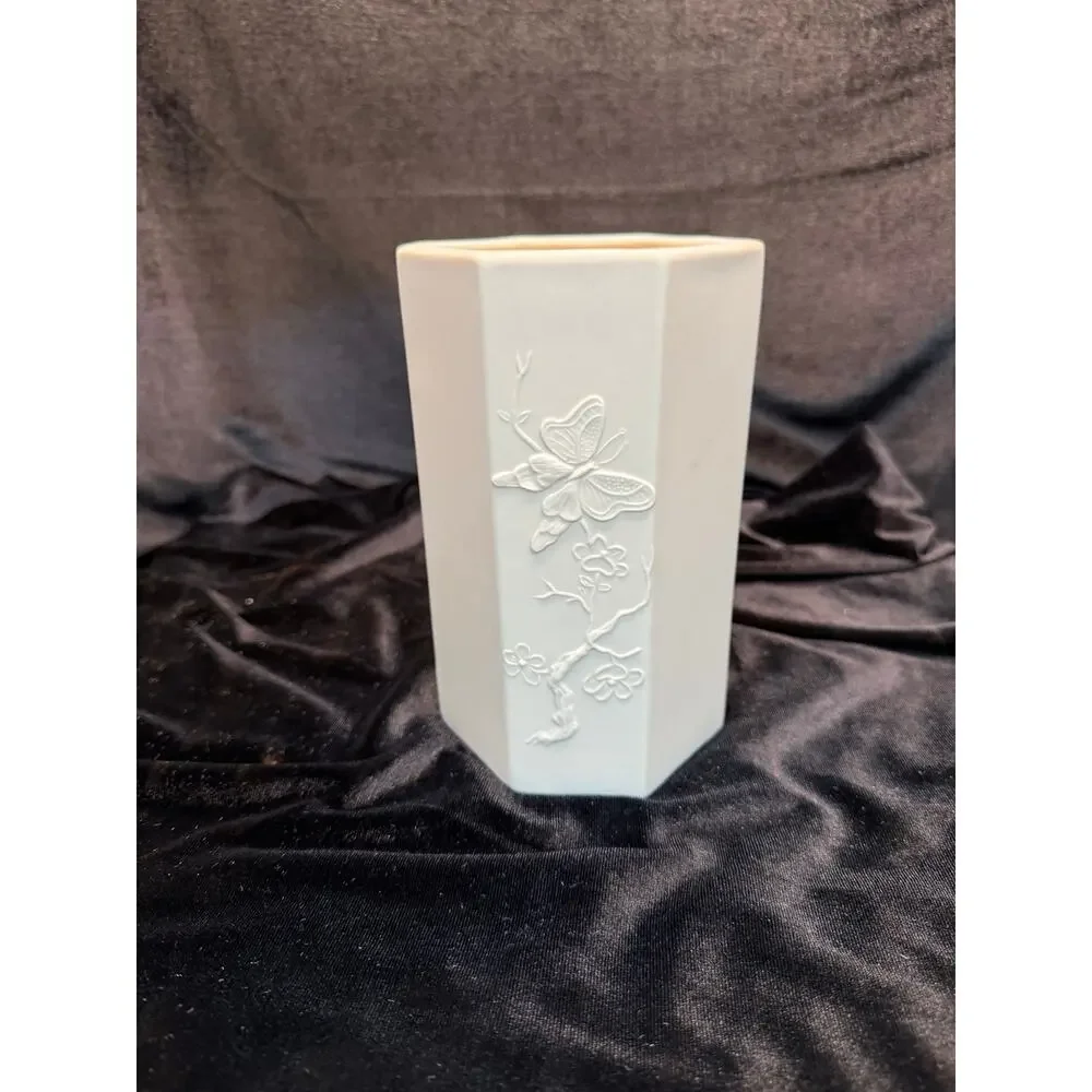 Vintage Matte Bisque Porcelain Butterfly & Cherry Blossom Hexagon Vase 7
